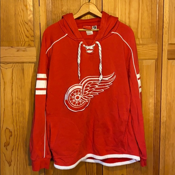 Reebok Other - 🏒 Detroit Red Wings Sweatshirt